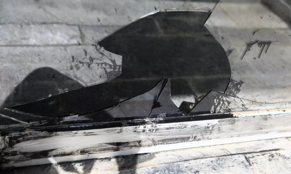 Κατερίνη: 77χρονη έπαθε ανακοπή κι έπεσε σε τζαμαρία